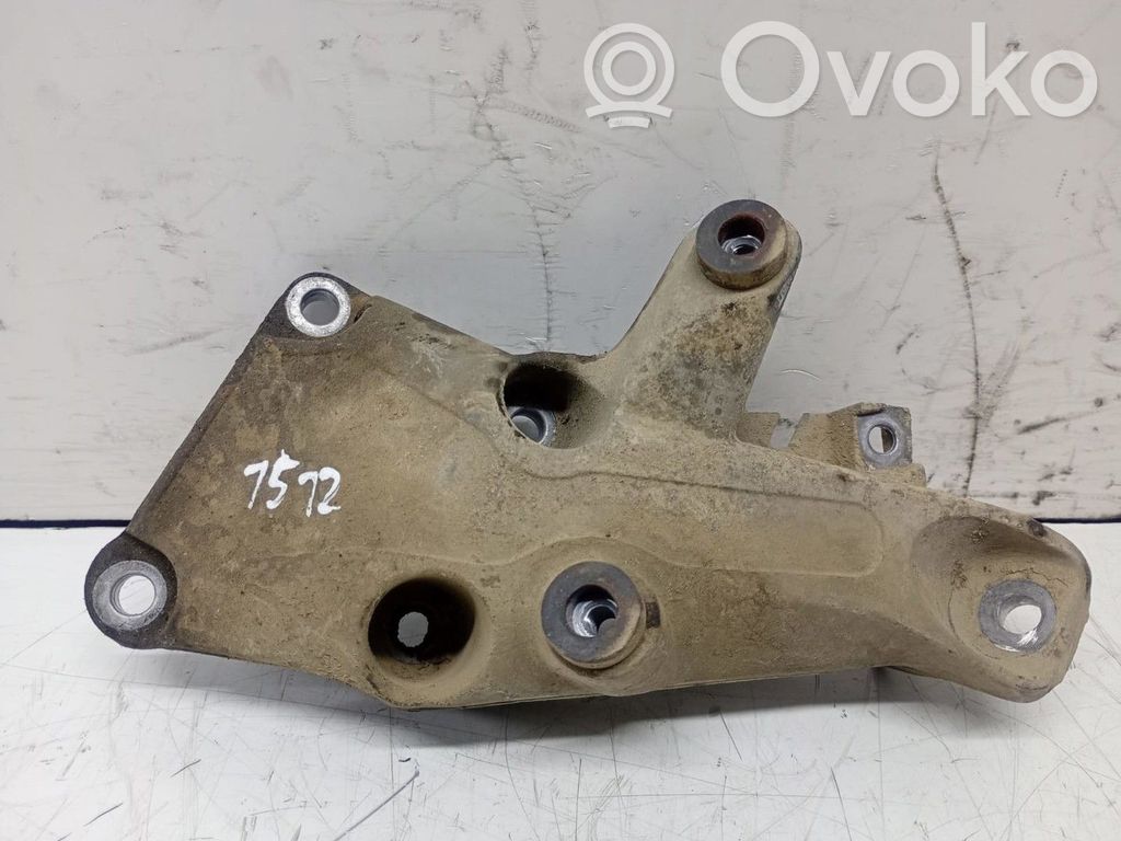 BMW 1 E81 E87 Suport motor 