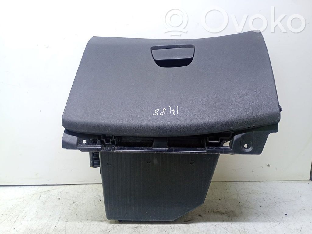 Handschuhfach   9673811277