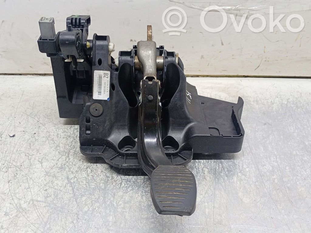 Opel Corsa D Pedalier 