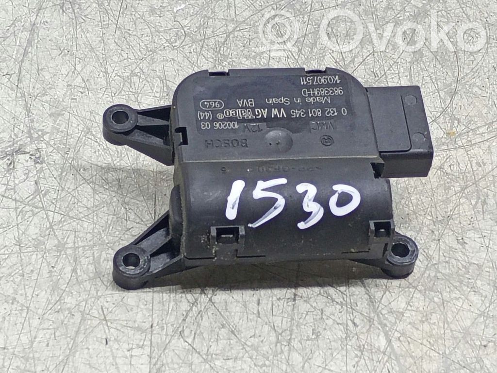 Skoda Octavia Mk2 (1Z) Stellmotor Heizung Klima 