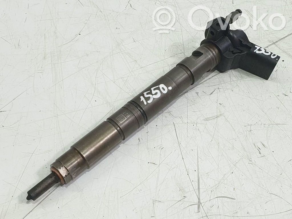 Audi A6 S6 C6 4F Polttoainesuutin 