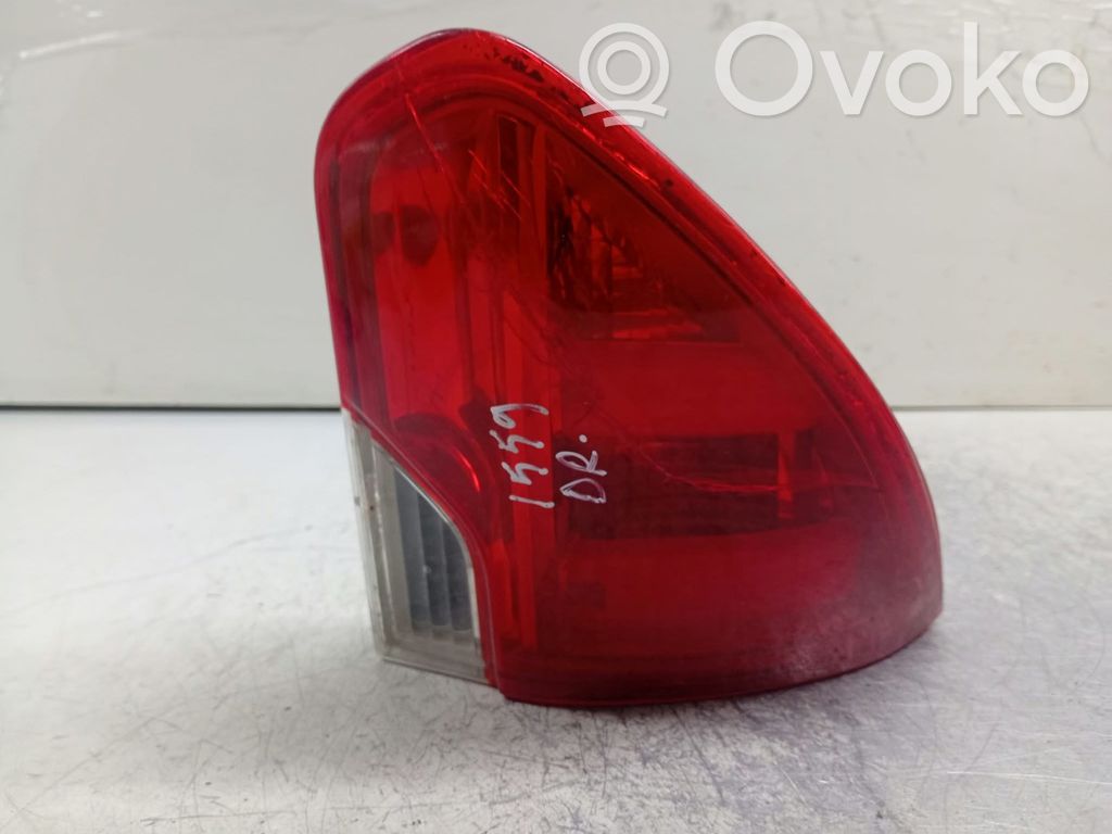 Peugeot 2008 I Takaluukun takavalot 