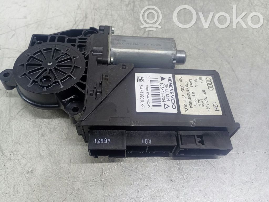 Audi A4 S4 B7 8E 8H Silnik regulatora szyby drzwi przednich