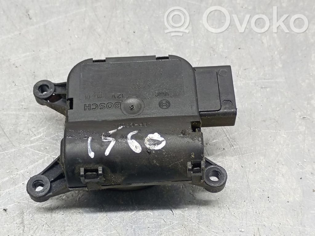 Audi A4 S4 B7 8E 8H Silniczek nagrzewnicy nawiewu klimatyzacji A/C