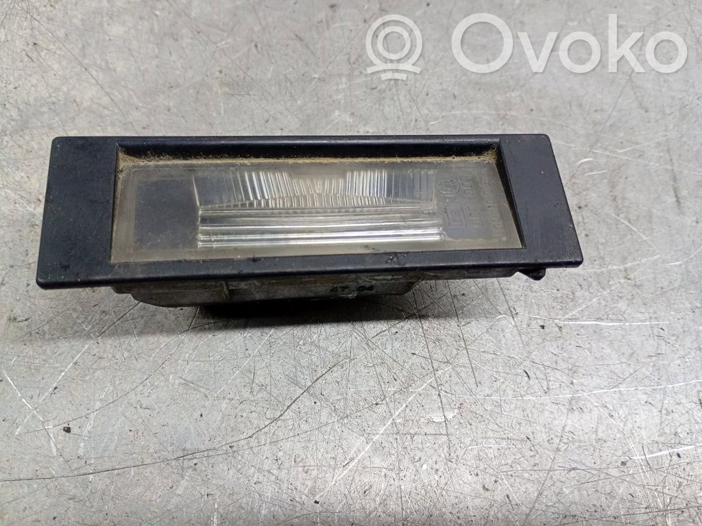 BMW 1 E81 E87 Rekisterikilven valo 