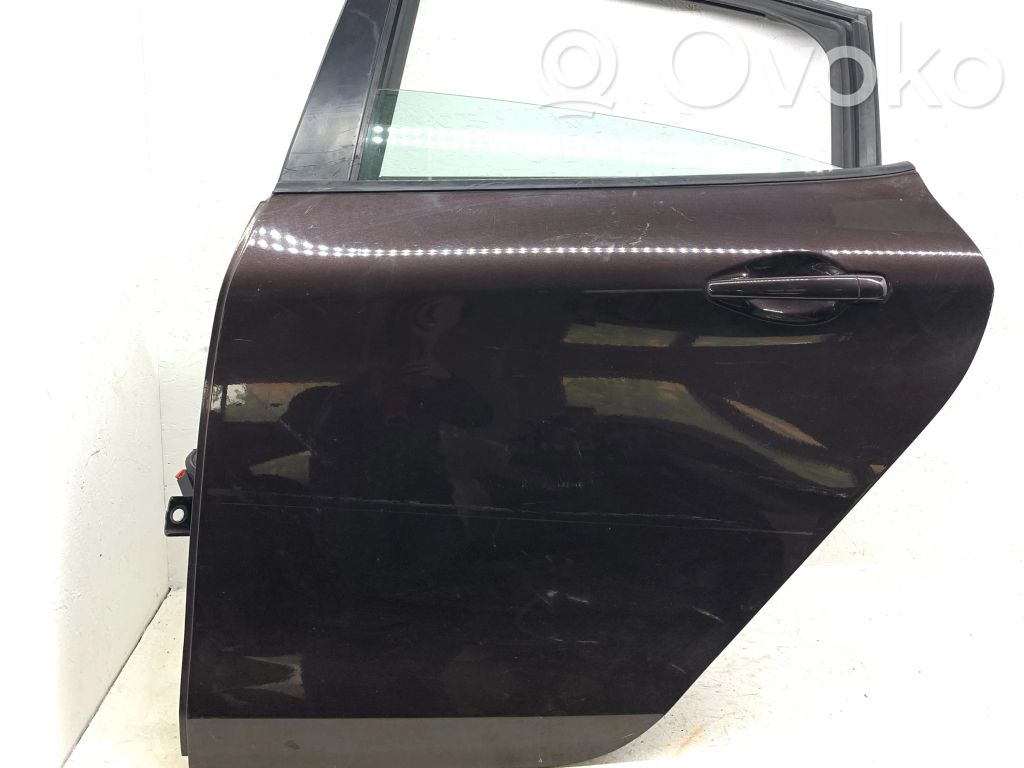 Puerta trasera   X239