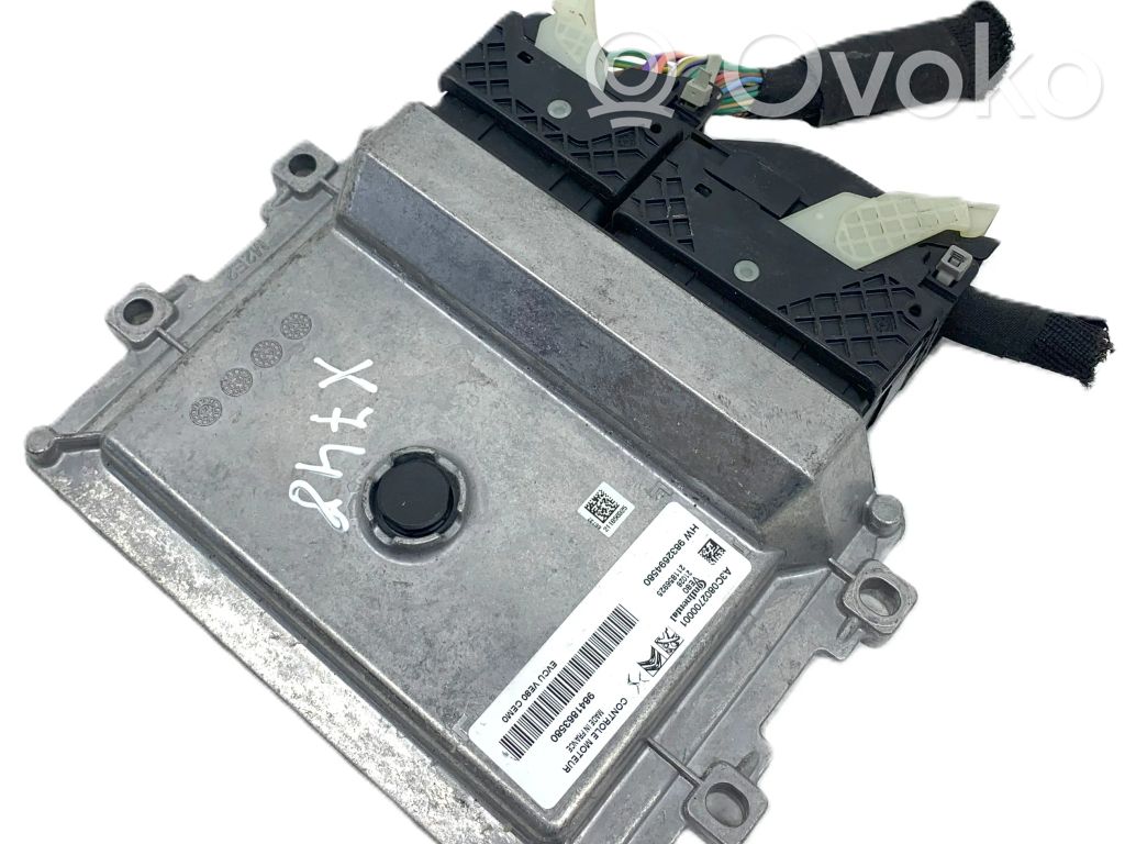 Opel Corsa F Engine control unit/module 