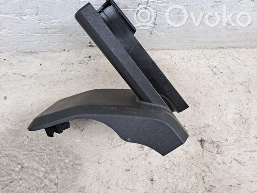 BMW 2 F46 Altra parte interiore 