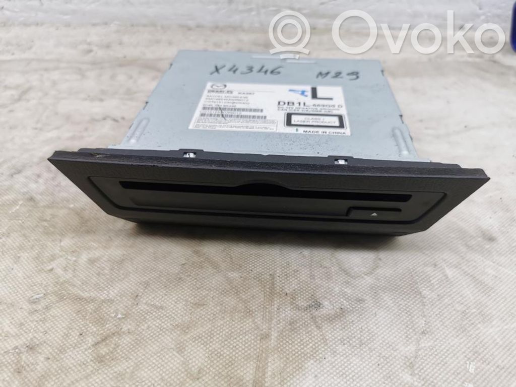 Mazda CX-3 Radio/CD/DVD/GPS head unit 