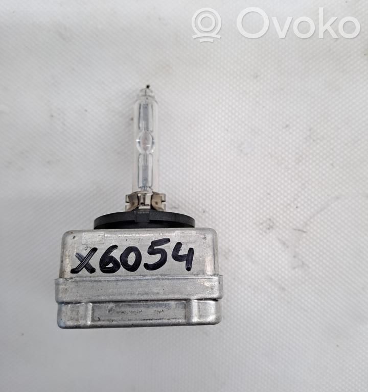 BMW 5 F10 F11 Muu moottoritilan osa 