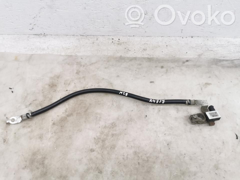 Ford Focus Maakaapeli, akku 
