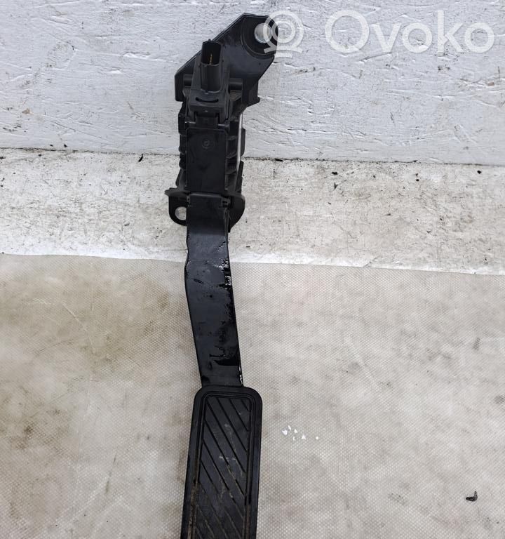 Accelerator throttle pedal   H1BC9F836,H1BC9F836A1D,X7082