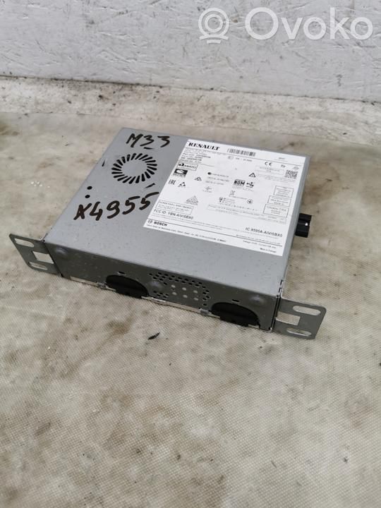 Renault Zoe Radio/CD/DVD/GPS head unit 