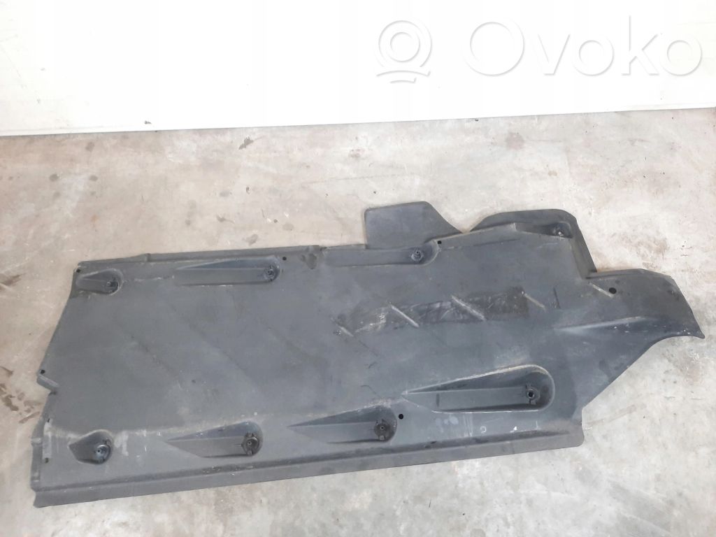 Audi A1 Protección inferior lateral 