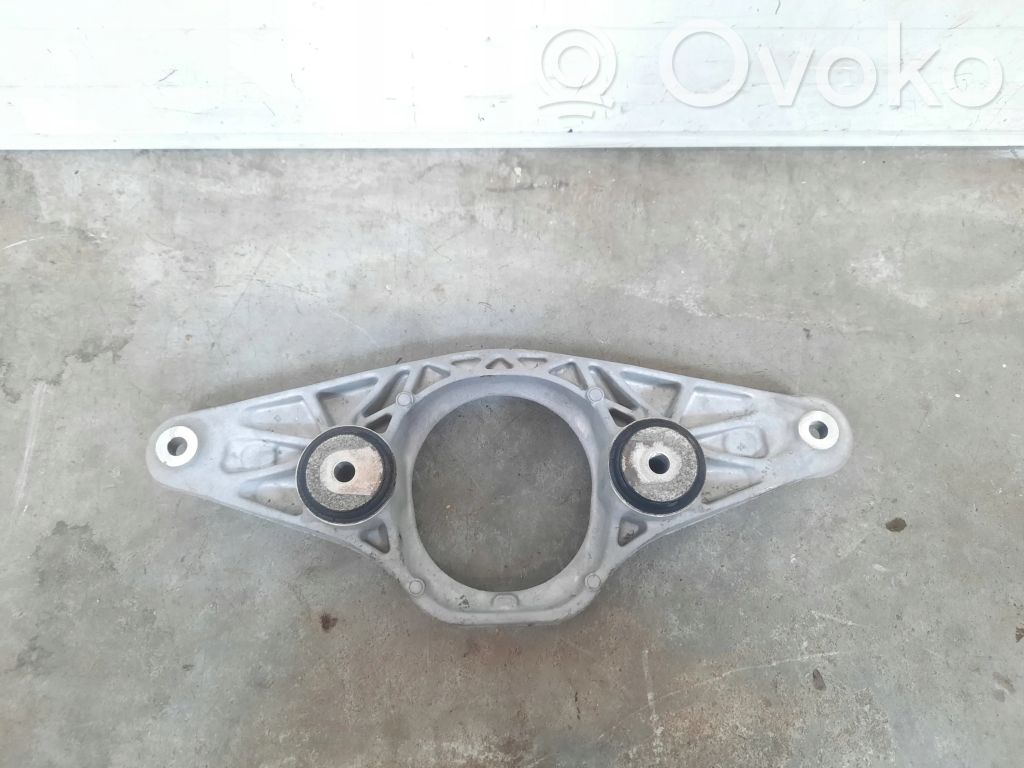 Rear differential/diff mount bracket   2284474