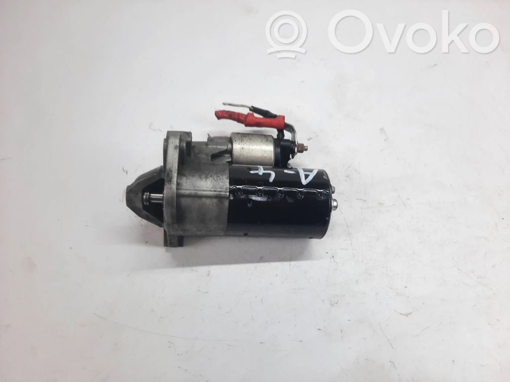 Nissan Juke I F15 Starter motor 