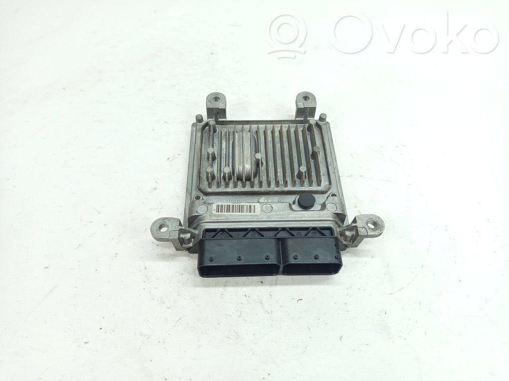 Mercedes-Benz E W212 Engine control unit/module 