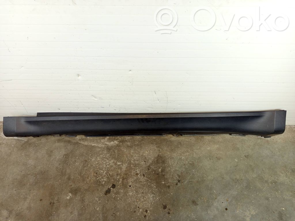 BMW X6 E71 Sill 
