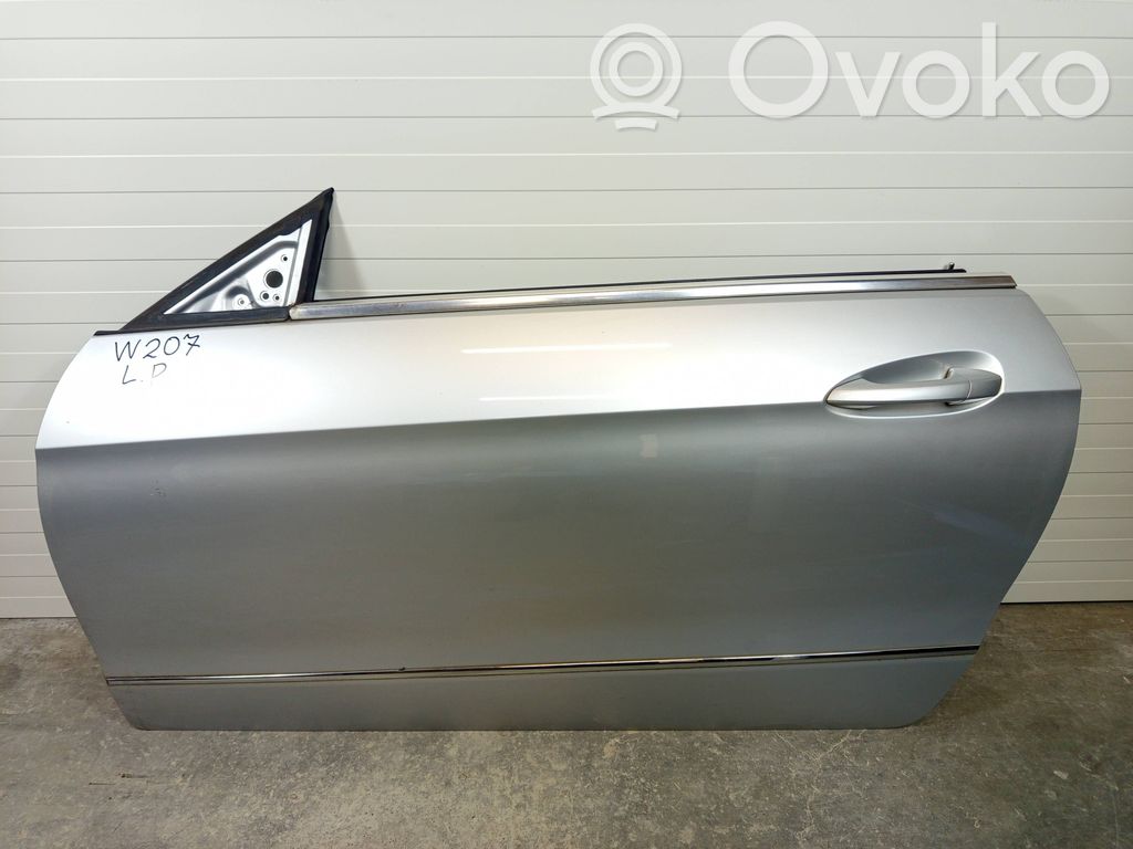 Mercedes-Benz E C207 W207 Durvis 