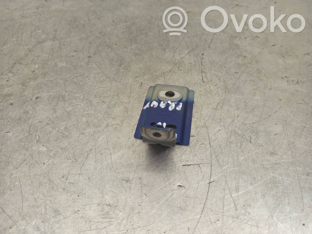 Seat Leon IV Fender mounting bracket 