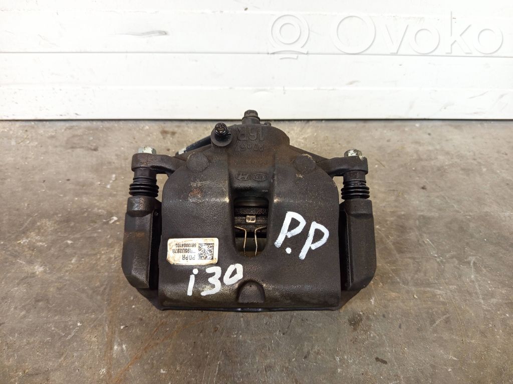 Hyundai i30 fastback Front brake caliper 