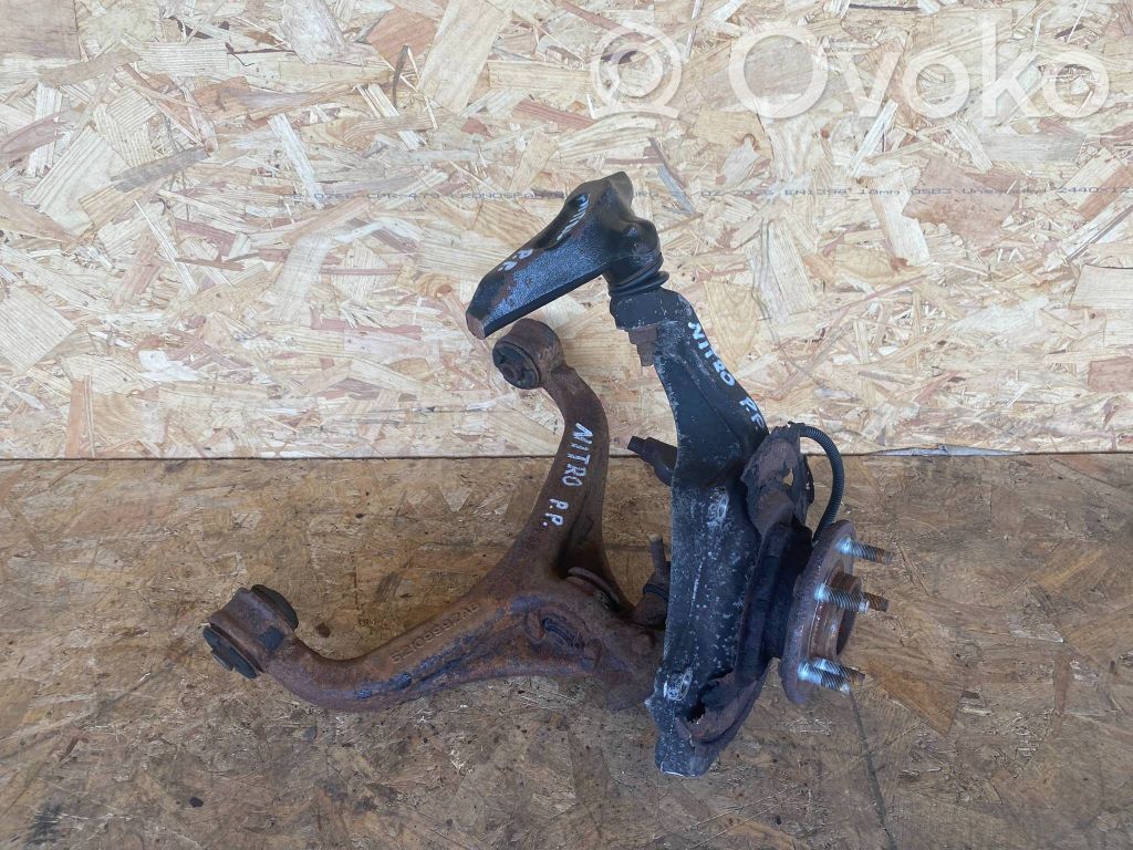 Dodge Nitro Achsschenkel vorne 