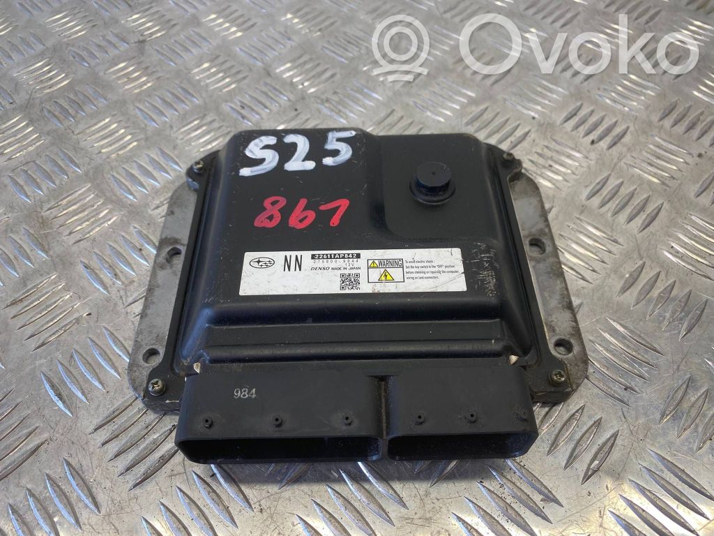 Subaru Legacy Engine control unit/module 