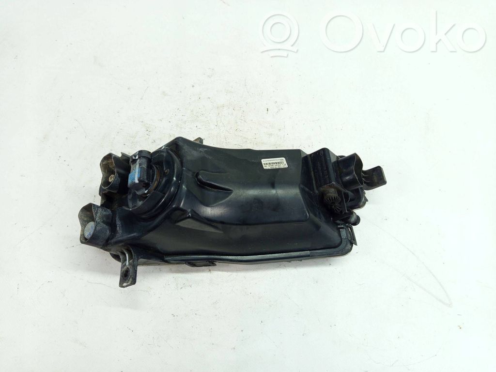 Volkswagen Caddy Etusumuvalo 