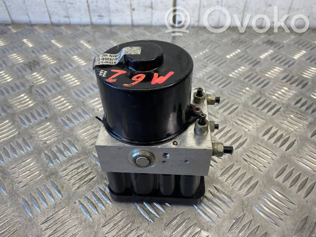 ABS-pumppu   677148701