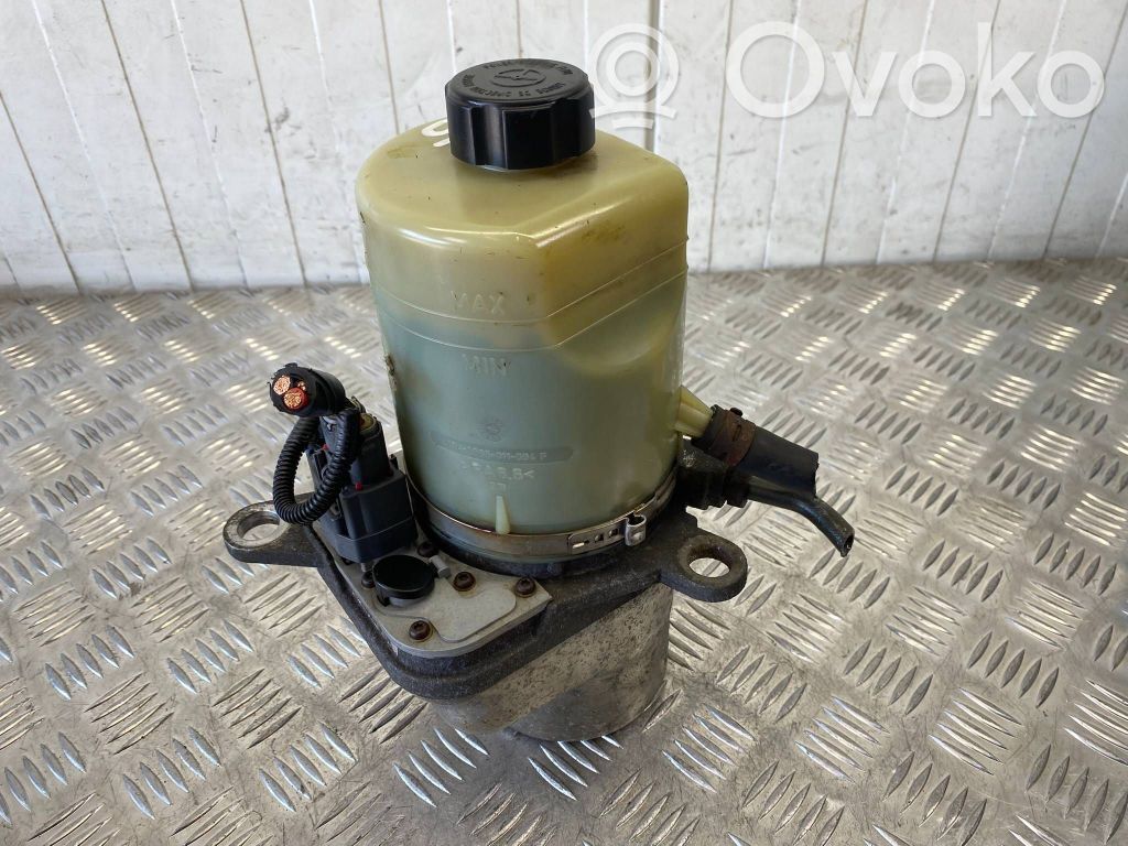 Ford Focus Ohjaustehostimen pumppu 
