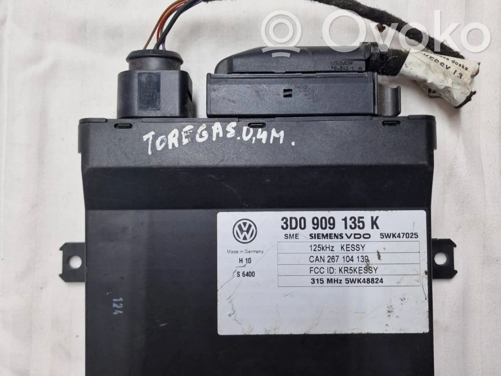 Volkswagen Touareg I Keyless (KESSY) go control unit/module 