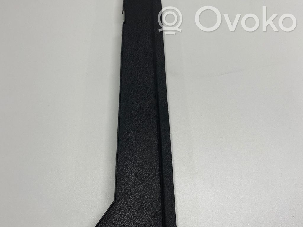 Ford Explorer Panel trim 