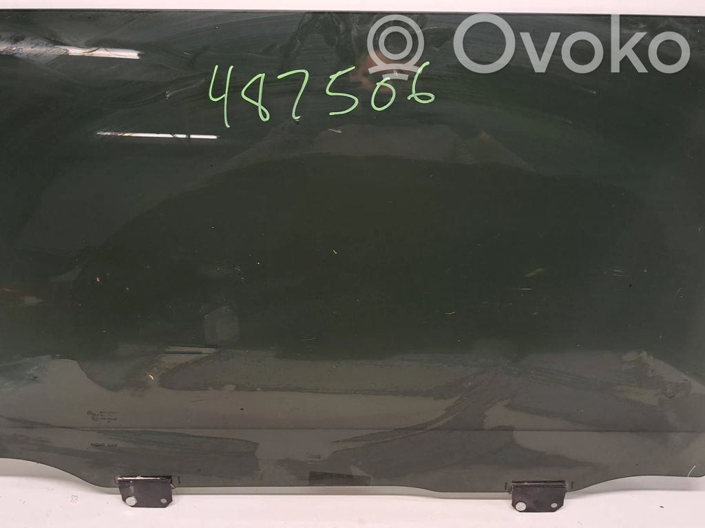 Chrysler Town & Country V Aizmugurējais virsbūves sānu stikls 