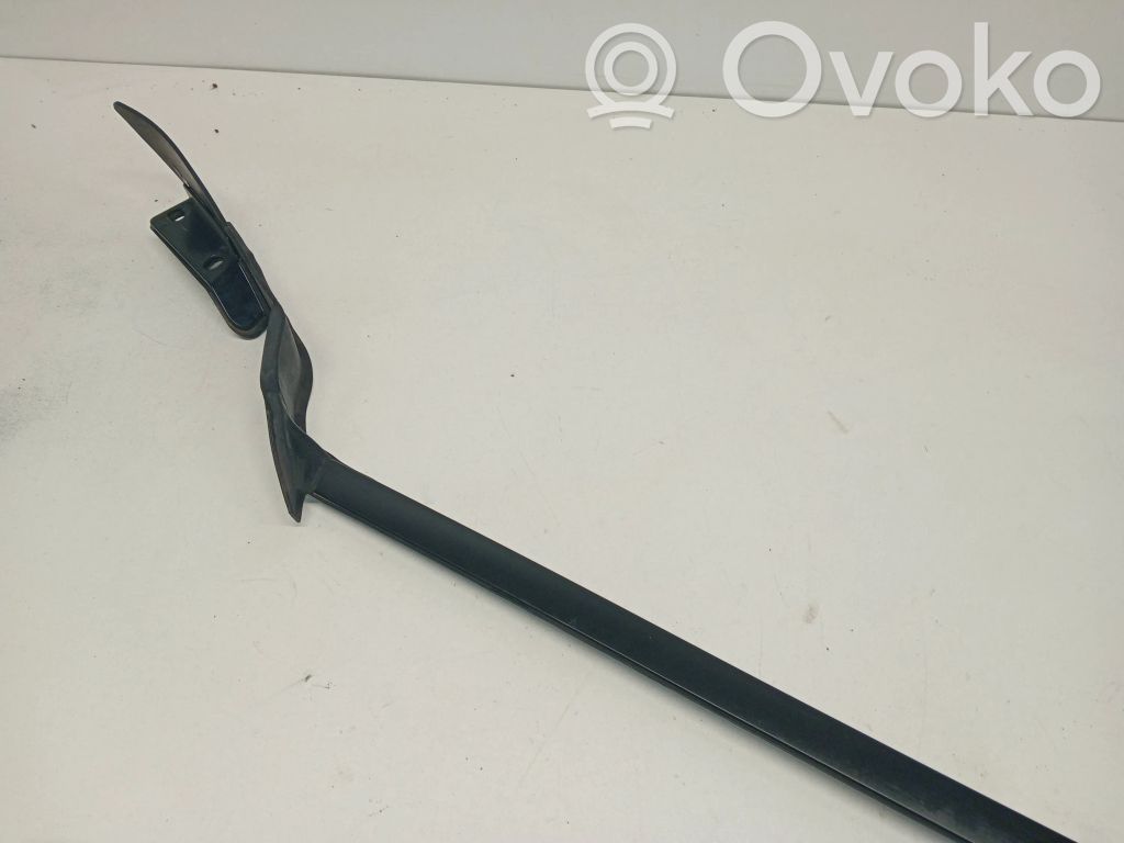 Lexus UX Windshield trim 
