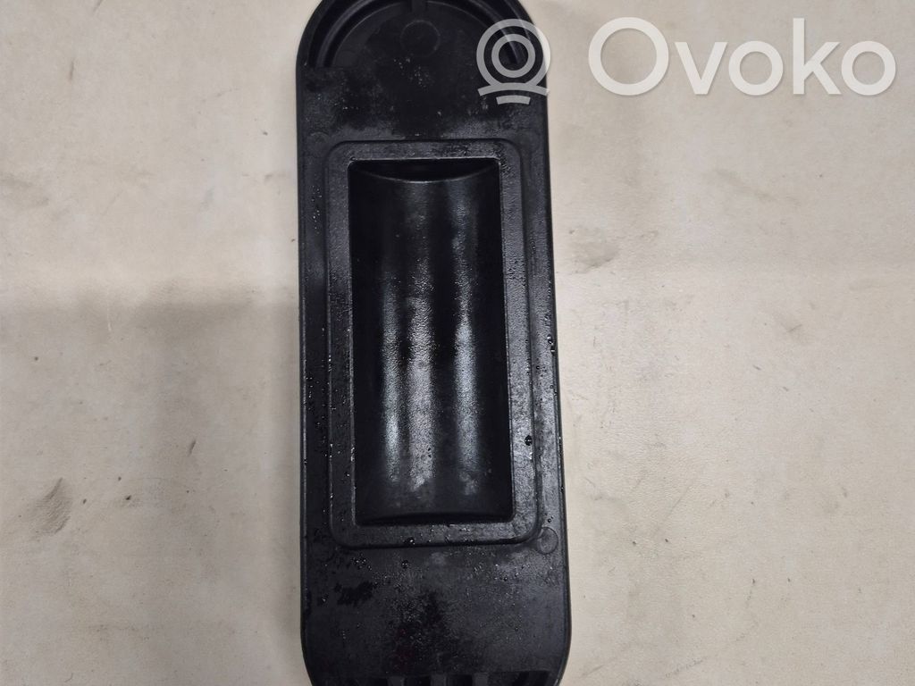Jacking socket point   8J0802845