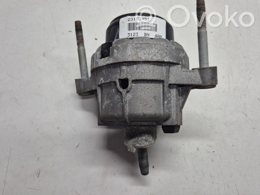 Chevrolet Corvette C7 Engine mount bracket 
