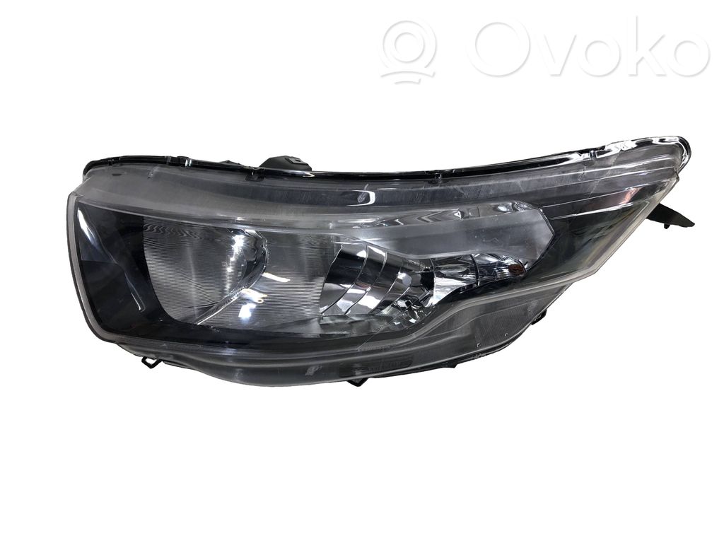 Iveco Daily 45 - 49.10 Lampa przednia 