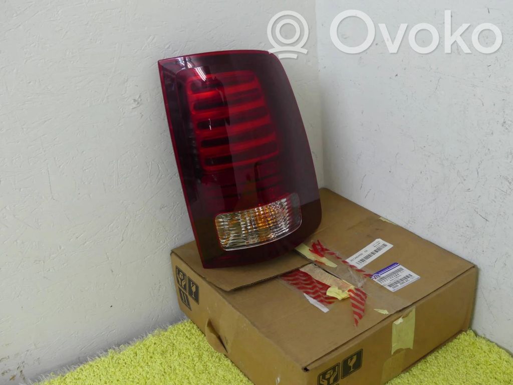 Takavalot   68093080AC