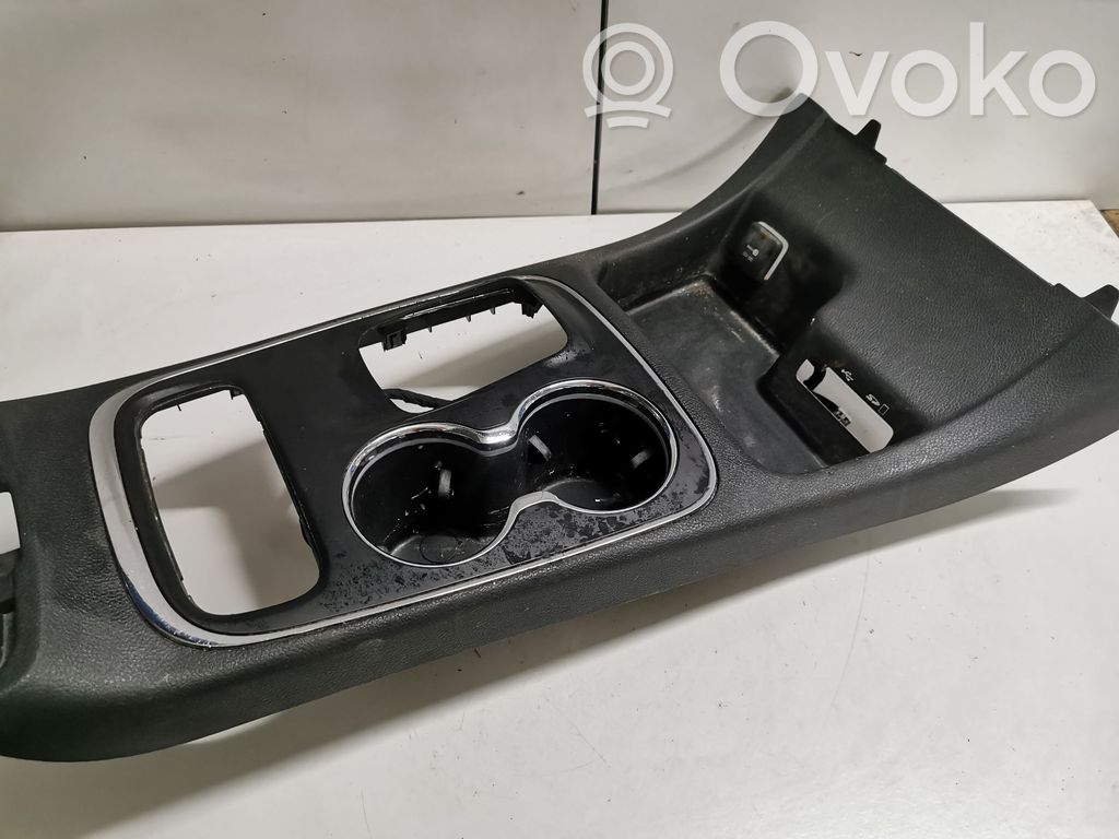 Dodge Durango Kita centrinė konsolės (tunelio) detalė 