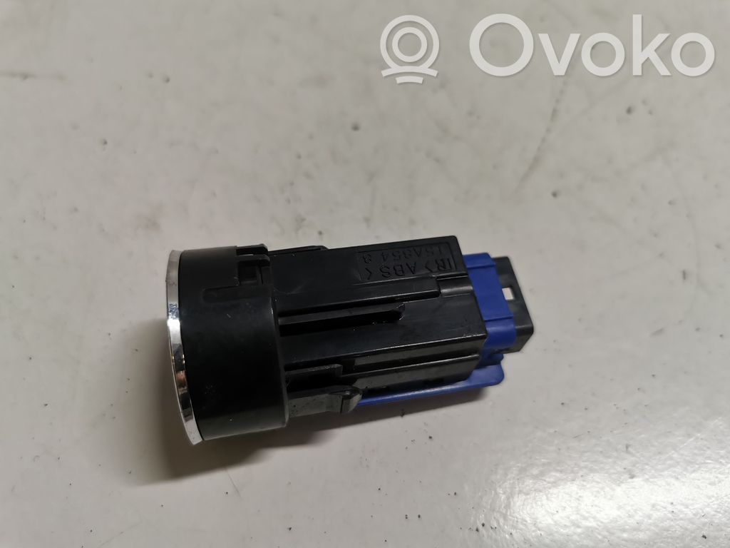 Engine start stop button switch   15A8548