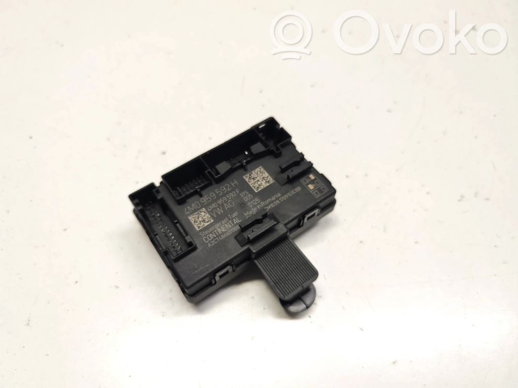 Audi Q7 4M Door control unit/module 