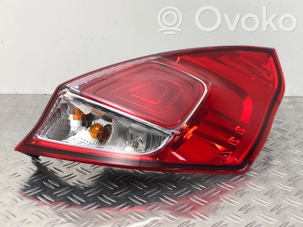 Rear/tail lights   C1BB13404AE