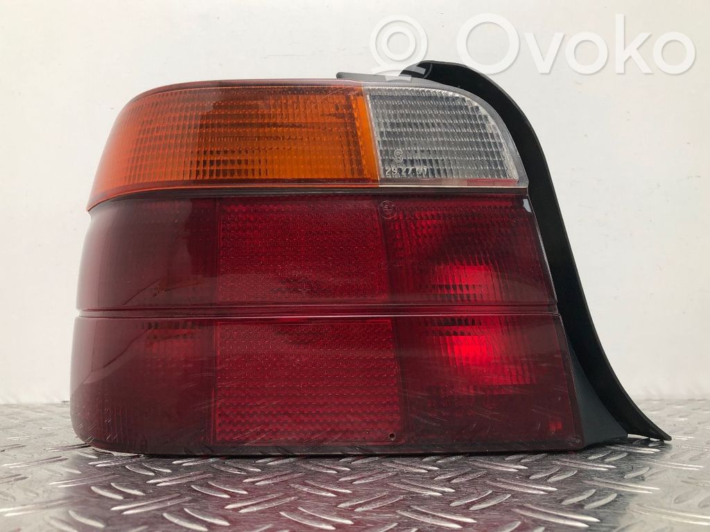 Rear/tail lights   6353805