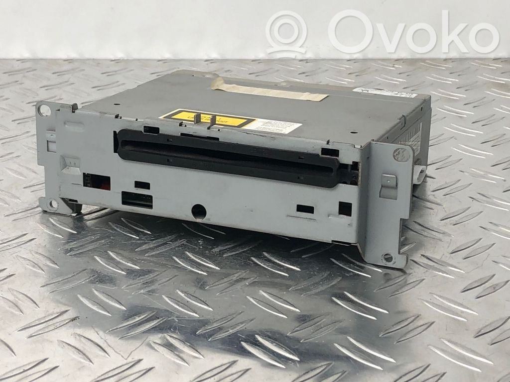 Radio / CD-Player / DVD-Player / Navigation   6965045