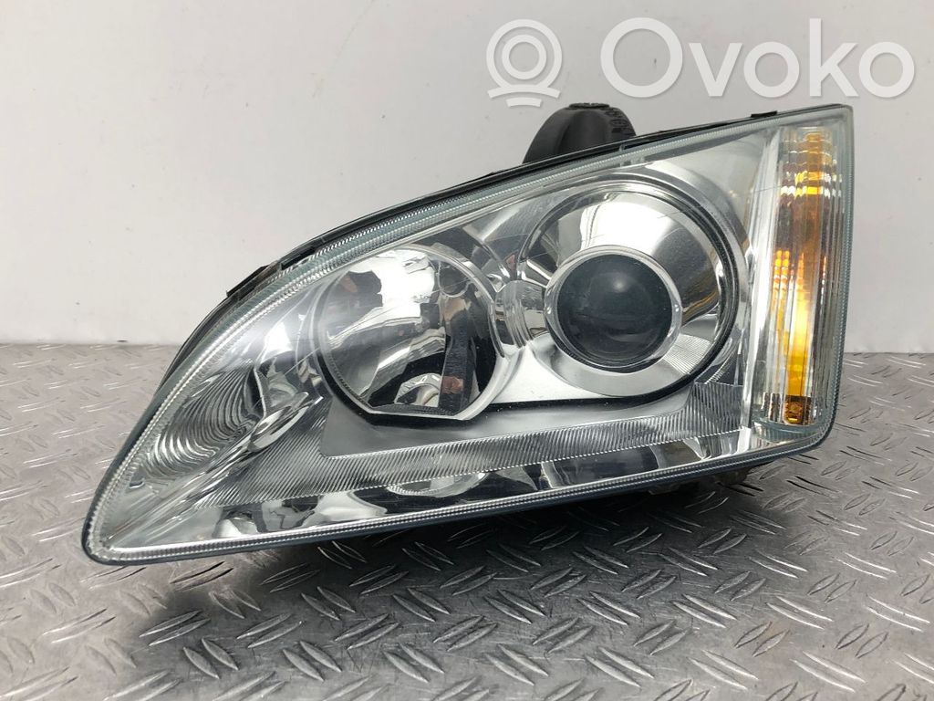 Ford Focus Headlight/headlamp 
