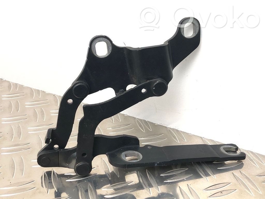Engine bonnet/hood hinges   41617210678