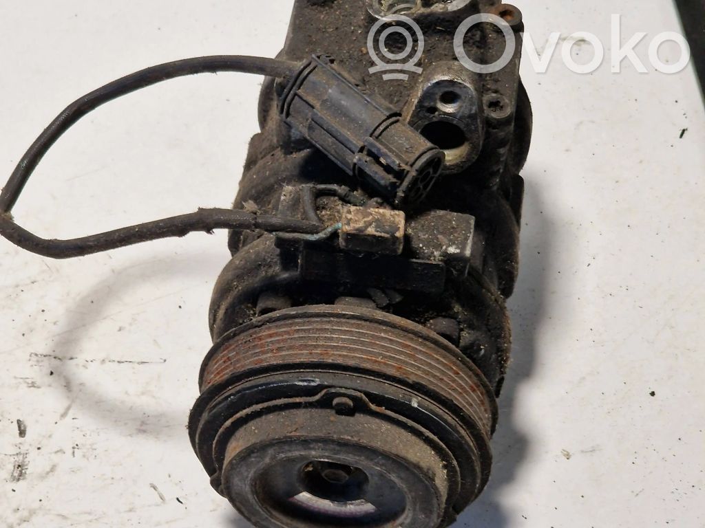 BMW 5 E34 Kompresor / Sprężarka klimatyzacji A/C 