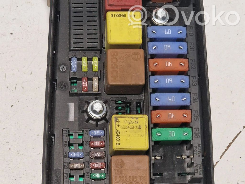 Módulo de fusible   13205799,562907SL