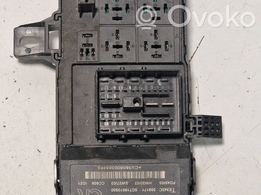 Opel Vectra C Ramka / Moduł bezpieczników 