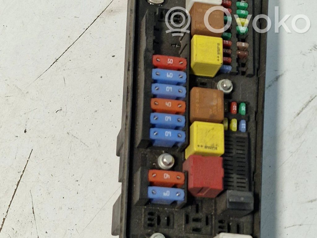 Opel Corsa D Sulakemoduuli 